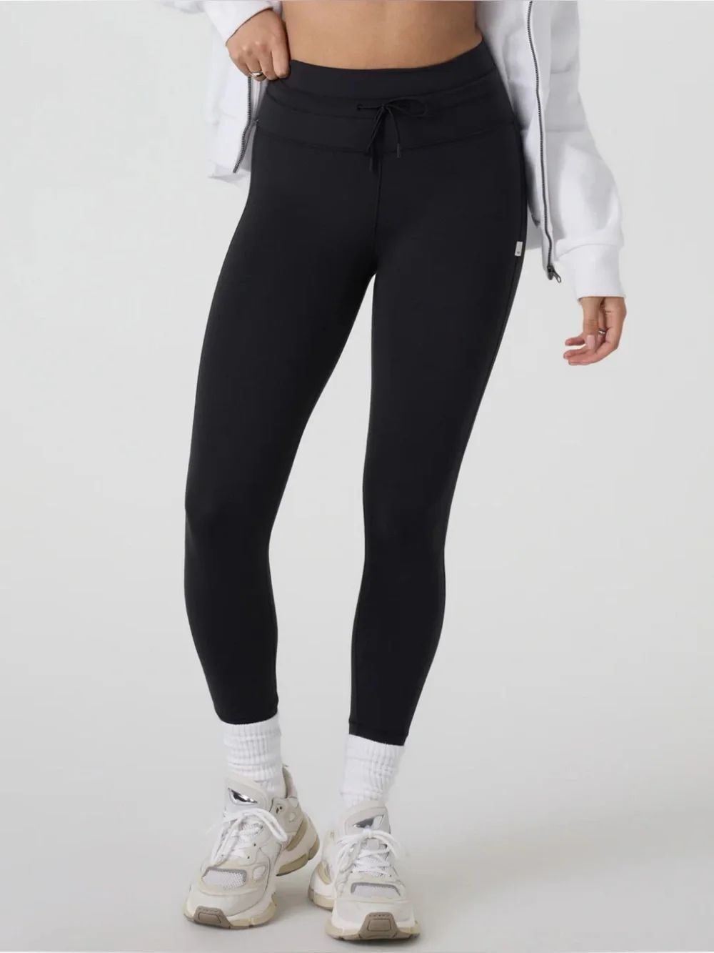 Vuori Daily Form Legging in Black Size XS ~ Like New